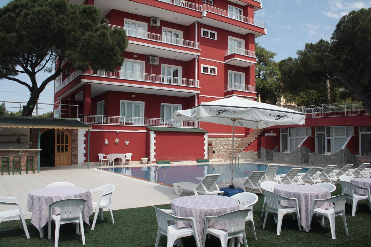 Tunc Hotel Ayvalik Exterior photo