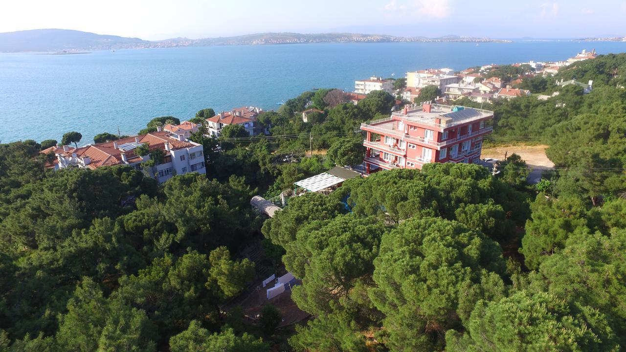 Tunc Hotel Ayvalik Exterior photo